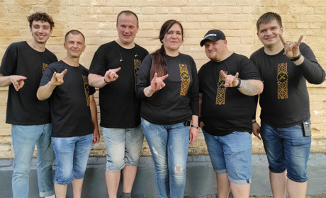 «Ніколи не пізно робити те, що тобі подобається». Інна Корж у 47 років стала солісткою рок-гурту