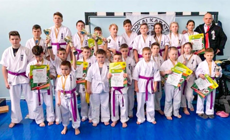 Кагарлицькі каратисти привезли нагороди із чемпіонатів з кікбоксингу ISKA та Зендокай Карате До