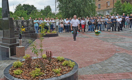 У Жмеринці відкрили оновлений меморіал афганцям та ліквідаторам ЧАЕС