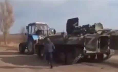 Стаття про ромів з Херсонщини, які вкрали танк у окупантів, отримала премію в Європі