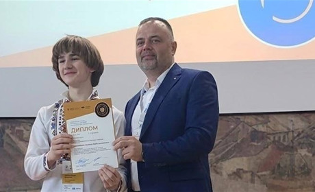 Десятикласник із Шостки підкорив всеукраїнські олімпіади та готується до Стамбула