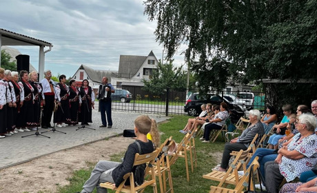 У Переяславі відбувся благодійний концерт народного аматорського ансамблю "Чебреці" ФОТО