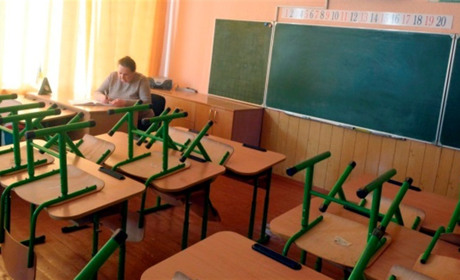 На лівобережжі Херсонщини окупанти закривають 4 школи через брак учнів