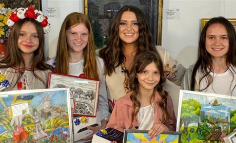 Старокостянтинівчанка стала переможцем конкурсу «Я малюю Україну – мирну та вільну!»