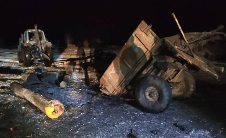 Крали ліс і наїхали на міну - біля Зарічного сталася НС