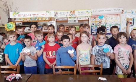 Подорож у книжковий світ для срібненської дітвори