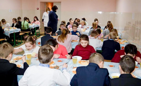 Шкільне меню по-новому: як і коли харчуватимуть школярів Кагарличчини у 2022 році