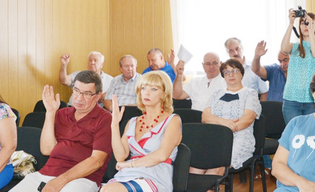 Районний бюджет наповнюється, зростають і видатки
