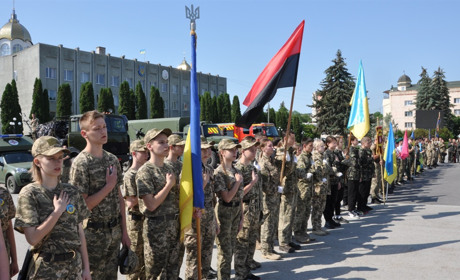 Готуємося до захисту Вітчизни: у Чорткові стартувала військово-патріотична гра «Сокіл» («Джура»)
