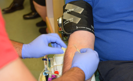 Сватівчанину Анатолію Шкабурі терміново потрібні донори крові