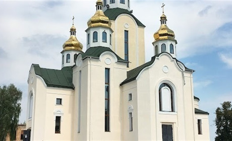 Нічної служби у Конотопських храмах на Великдень не буде
