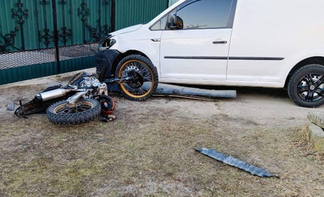 У Славуті внаслідок ДТП травмувався неповнолітній мотоцикліст та його пасажир