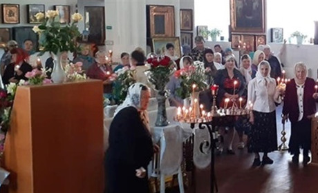 Українцям радять відсвяткувати ​​Великдень онлайн