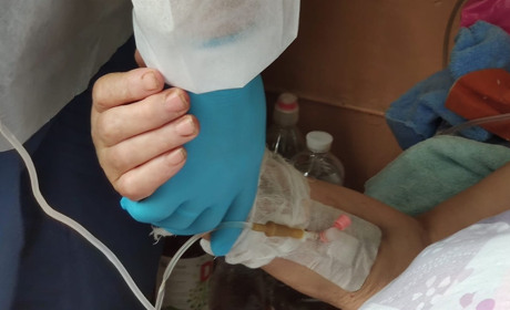 54 людини померли: що відбувається зі спалахом COVID-19 у Рахові