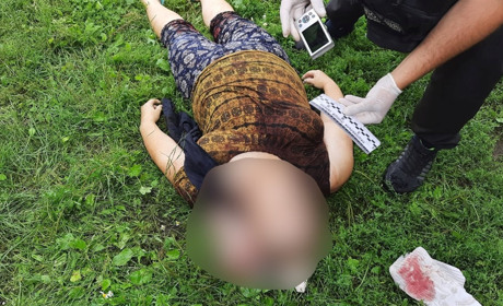 Жінка, яка померла від осколкового поранення була соціальним працівником і їхала на роботу