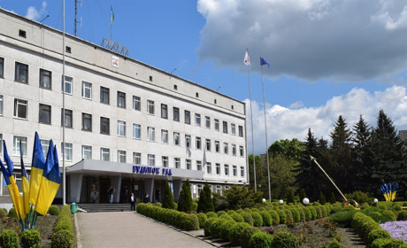 У Звягелі запрошують активістів до складу комісії з надання компенсації за пошкоджене житло