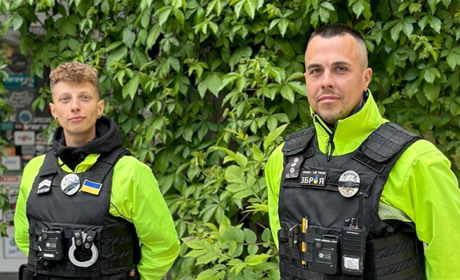У Львові велопатрульні виявили неповнолітню, яку розшукувала звягельська поліція