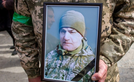 У Гусятинській громаді, що на Чортківщині, провели в останню путь Героя сучасності Михайла Процишина