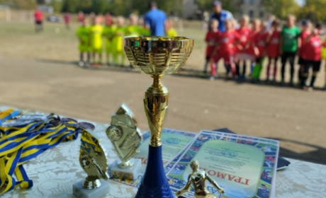Мигіївські юні футболісти тріумфували на змаганнях до Дня захисників та захисниць України