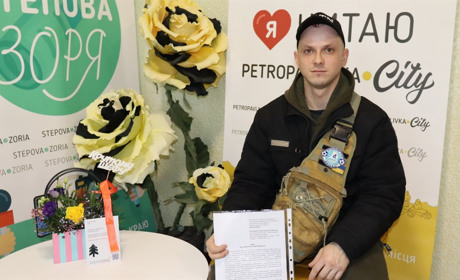 Влада маніпулює війною, а має звітувати перед громадою