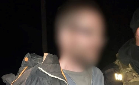 Ходив по вулиці з гранатами. Жителя Лозівщини судитимуть за зберігання боєприпасів