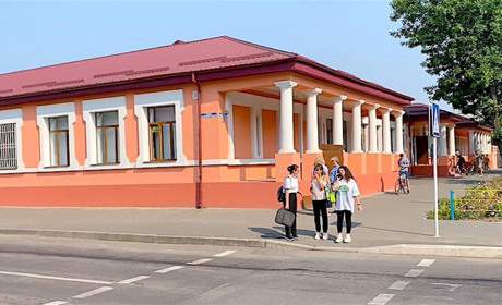 В областной рейтинг из 362 школ в ТОП-10 вошли политех и школа №1 Измаила