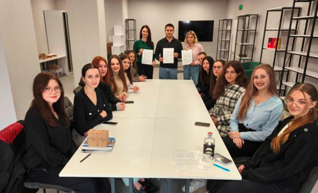 Меморандум про розвиток молодіжного партнерства підписали Звягель і Полонне