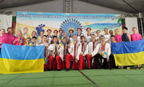 АНСАМБЛЬ БАЛЬНОГО ТАНЦЮ "ШАНС" НІЖИНСЬКОЇ ХОРЕОГРАФІЧНОЇ ШКОЛИ ЗАВОЮВАВ ГРАН-ПРІ В БОЛГАРІЇ