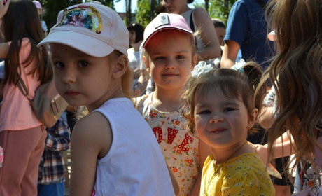 Маленькі южноукраїнці відзначили День захисту дітей у Зоряному містечку: яскраві фото