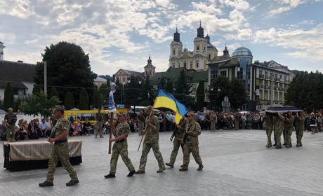 Кременеччина попрощалася з Героєм Сергієм Ганжусем