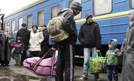 Які громади Рівненщини та Вараського району готові приймати переселенців – контакти