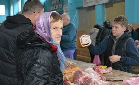 Недільний базар у Переяславі був, але через дощ майже без торгів