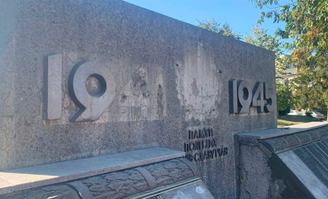 Збили зірку та «41»: як у Славутській громаді відбувається декомунізація та дерусифікація
