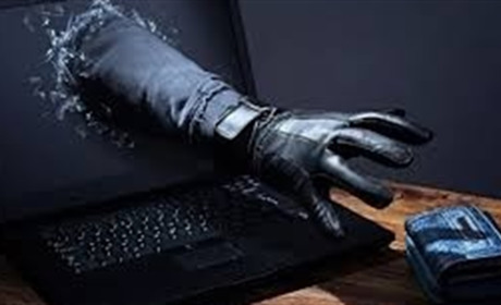 Нетішинка повірила інтернет-аферистам і втратила понад 79 тисяч гривень
