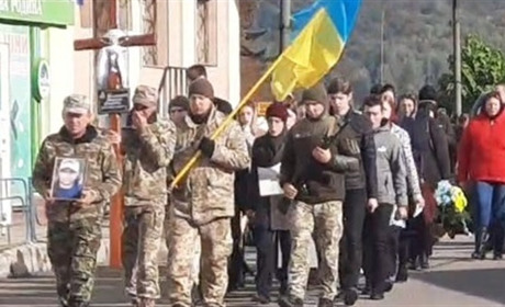 В Кременці зустріли загиблого захисника Дмитра Тимошенка