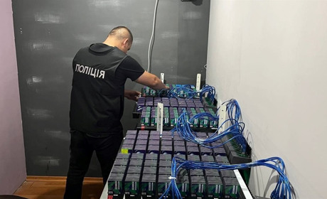 Кіберполіція викрила організаторів ботоферм, які поширювали ворожу пропаганду