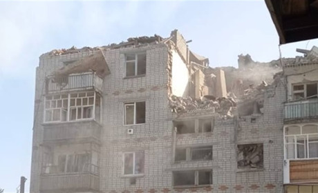 Ворог скинув КАБи на житловий квартал у селищі Свеса Шосткинського району, є загиблі