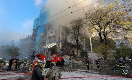 Проблеми окупантів з Кримським мостом та обстріли міст - головне 16 жовтня