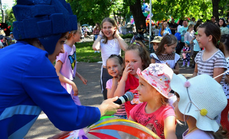 День захисту дітей у Переяславі: містяни скучили за позитивними емоціями. ФОТОРЕПОРТАЖ
