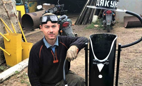 Комунальники креативлять: в Біляївці з’явились незвичайні урни для сміття
