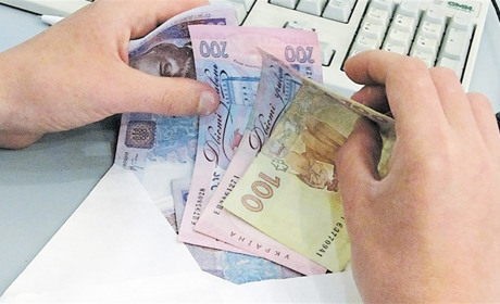 Уряд удосконалив механізм нарахування зарплат на прифронтових територіях