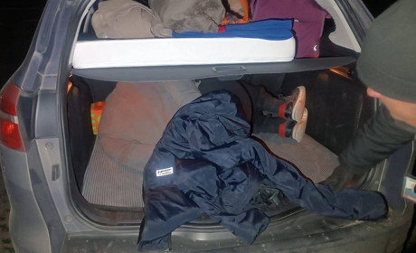 В багажнику авто прикордонники Ізмаїльського загону виявили жителя Білої Церкви