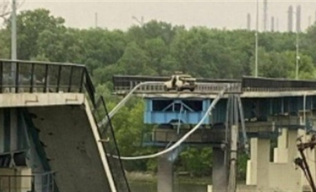 Між Лисичанськом та Сєвєродонецьком підірвали міст, який 6 років тому був відновлений