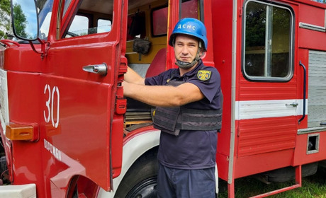 Бути прикладом для дитини – найвища нагорода: рятувальник Віталій Шокун працює в зоні бойових дій