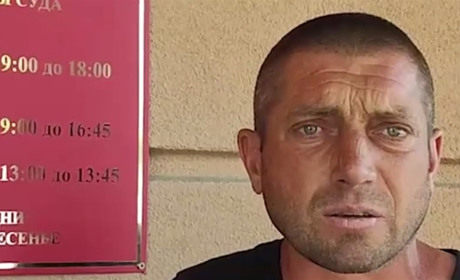 У Бердянську будуть судити приморця, який спалив квіти на вічному вогні