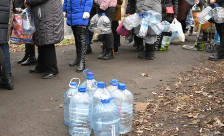 "Щасливе" життя: на Луганщині окупанти підвищили тарифи на комунальні послуги, яких немає