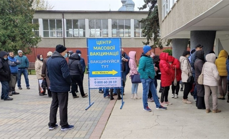 Розгортання пункту в "Юності" зменшило час очікування для людей та навантаження на медиків