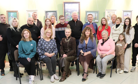 Акварель незламної країни: у Жмеринці презентували виставку Володимира Гуменного