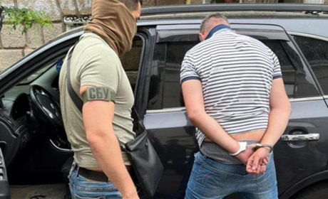 На Одещині керівник Благодійного фонду наживався на гуманітарці, яка призначалась захисникам