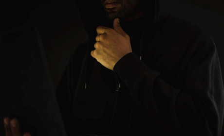 Шахраї за добу ошукали мешканців Луганщини на понад мільйон гривень: серед них сватівчанин